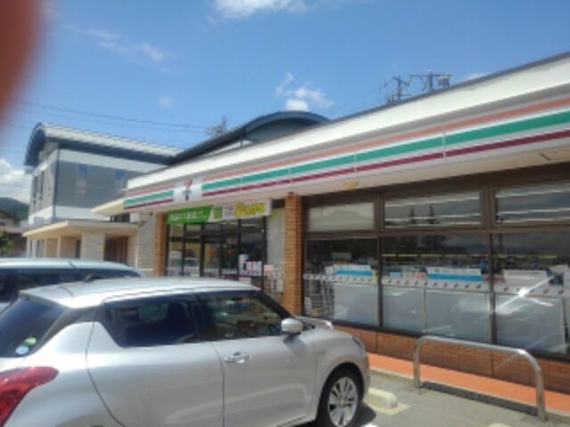 セブンイレブン長野工業高校前店：348m
