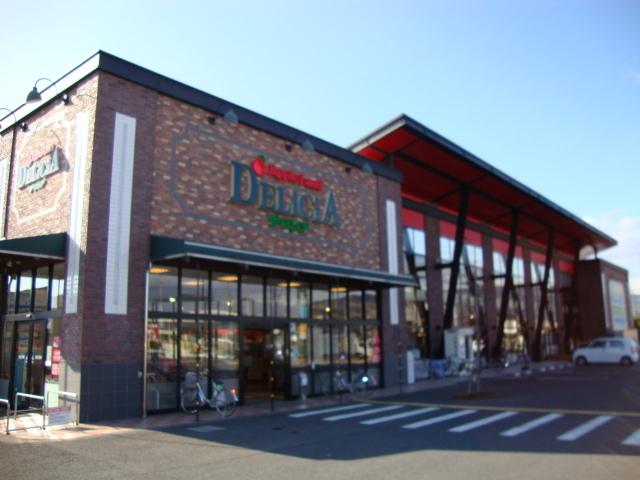 デリシア篠ノ井店：892m