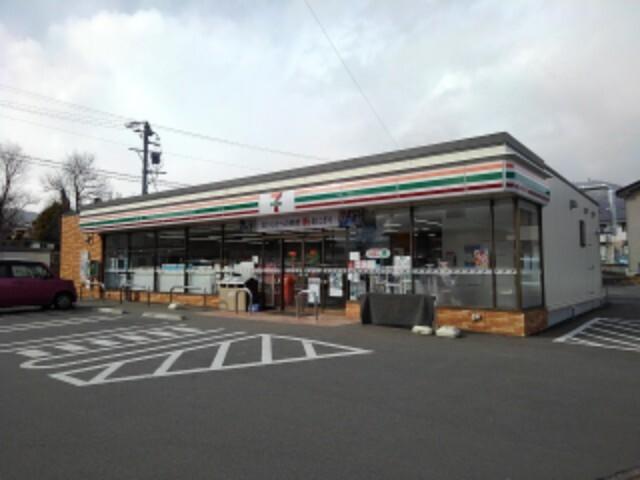 セブンイレブン長野若槻店：258m