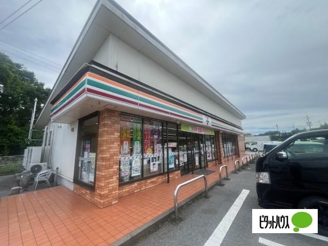 セブンイレブン軽井沢借宿店：1032m