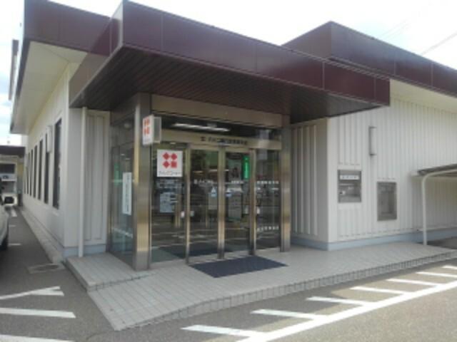 八十二長野銀行安茂里支店：377m