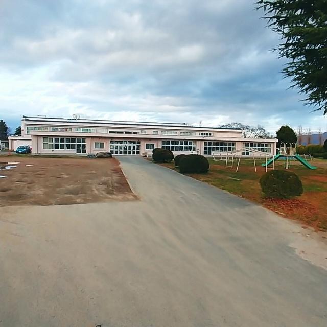 松本市立芝沢小学校：1622m