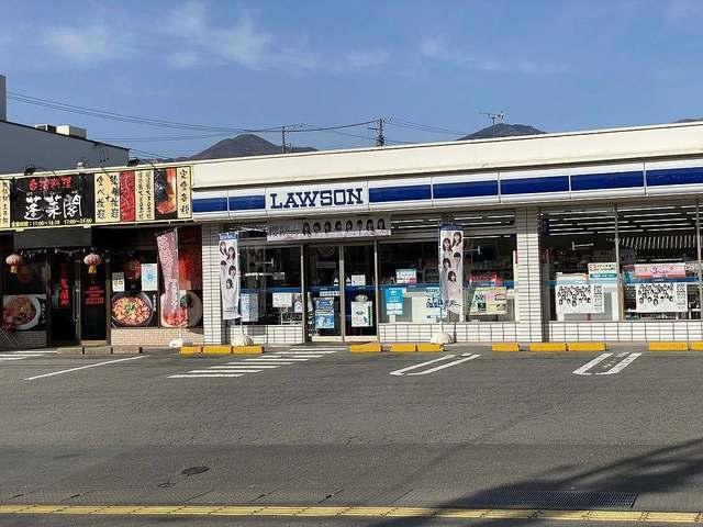 ローソン小諸南町店：800m