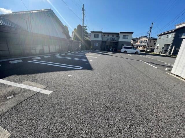 テトラ（101） 駐車場