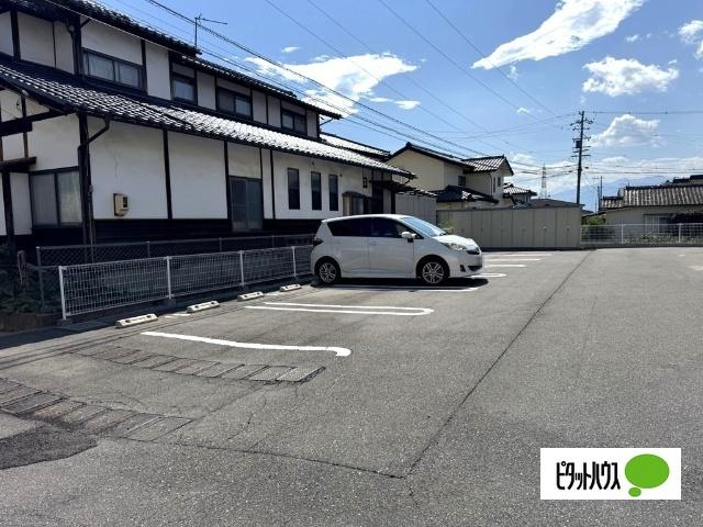 サンリットハウスグランデ　Ｂ（103） 駐車場