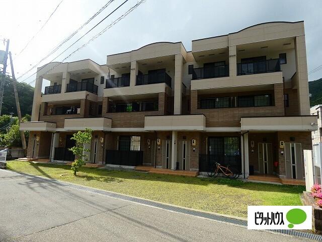 ガーデンハウス朝日山　Ｄ（101） 外観