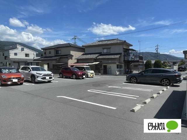 ヴィラ大畑Ｂ（101） 駐車場