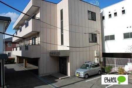 Ｆｏｎｔａｉｎｅ栗田（203） 駐車場