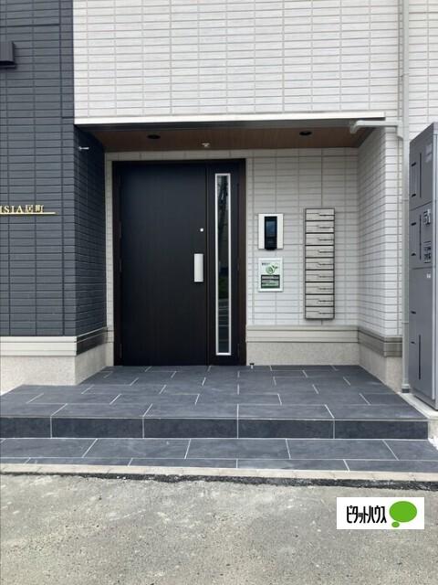 トリシア居町（101） エントランス