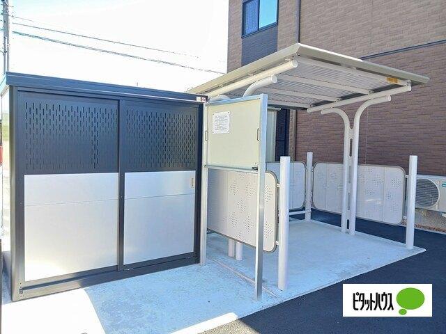アルバーダ（102） 省エネ性能表示ラベル