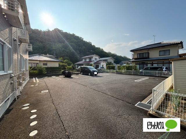 柏（202） 駐車場