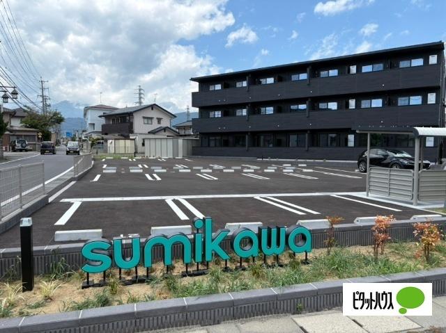 ｓｕｍｉｋａｗａ（201） 駐車場