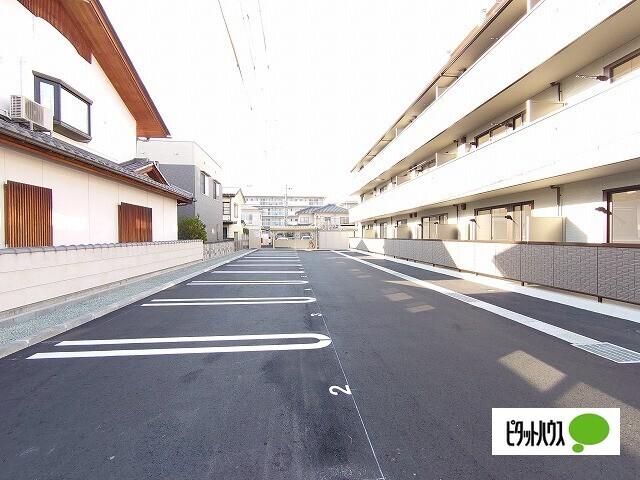 セジュールIMACHI（303） 駐車場