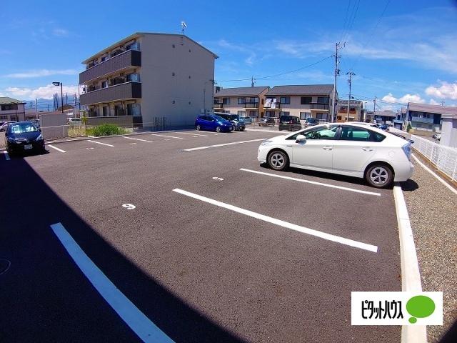Ｆｌｏｒａｃｉｏｎ（フロラシオン）（201） 駐車場
