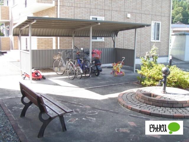 グランモアかじろ　Ａ/Ｂ（A102） 共有部分