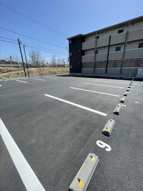 ｄｕｃｃｏ(ﾃﾞｭｯｺ)　Ⅵ（203） 駐車場