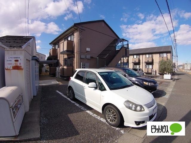 アルテナードＭ　Ⅱ（206） 駐車場