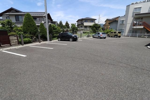 あすなろハイツ　Ⅱ（101） 駐車場