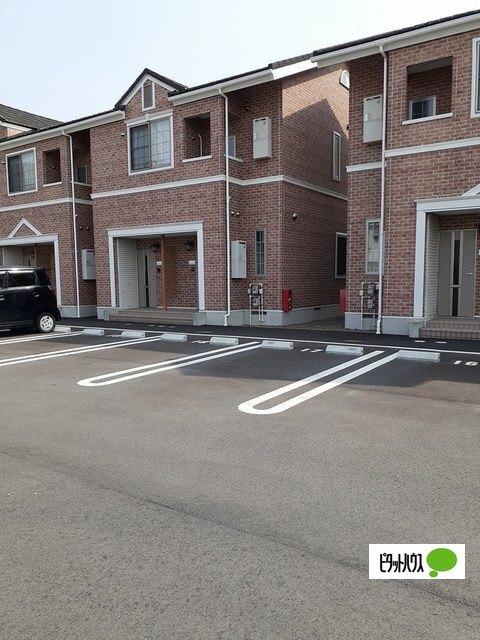 フィオーレ　Ａ（102） 駐車場