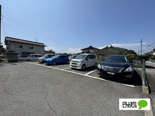 グリーンハイツ（201） 駐車場