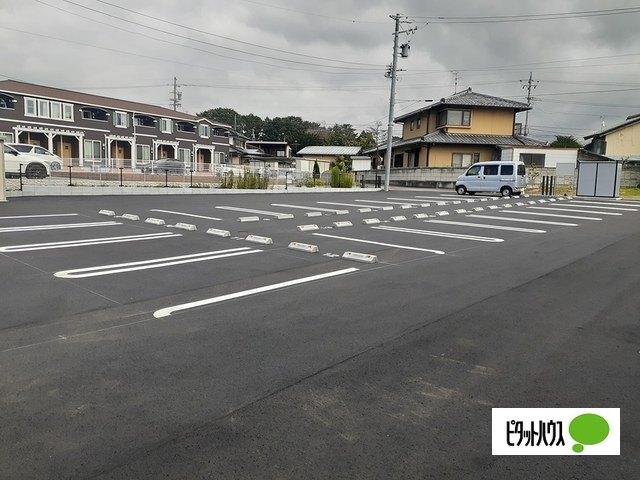 ヴィラ・シーレックスＡ（101） 駐車場
