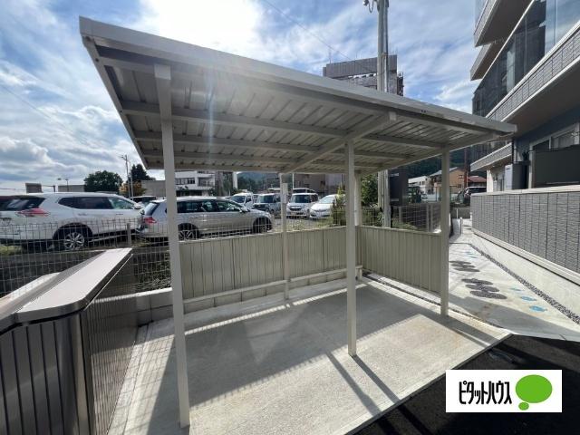 スピアナート北石堂（102） 駐車場