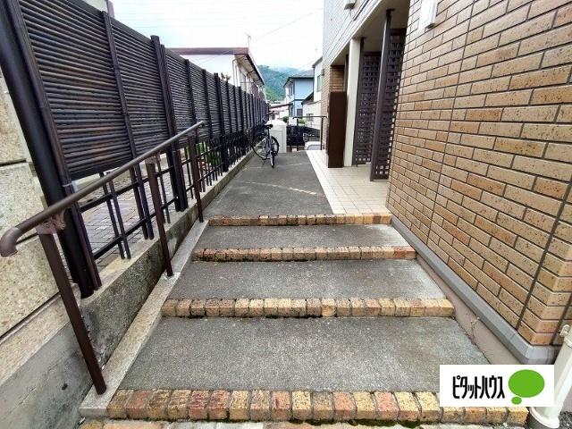 ＧＲＡＮＭＯＲＥ･Ａ（102） エントランス