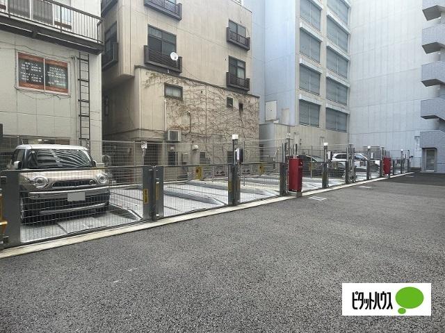 サーパス松本深志 駐車場