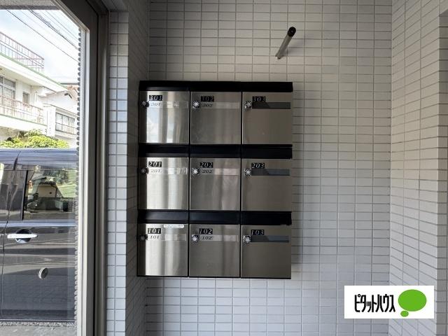 プレザントコート エントランス