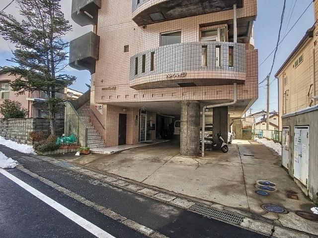 ＮＰハイツ 駐車場