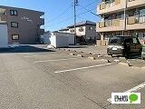 Limpia TAKAIDE 駐車場