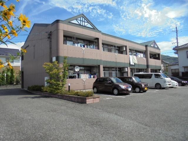 ＨＡＲＰ ＷＩＮＤ 駐車場