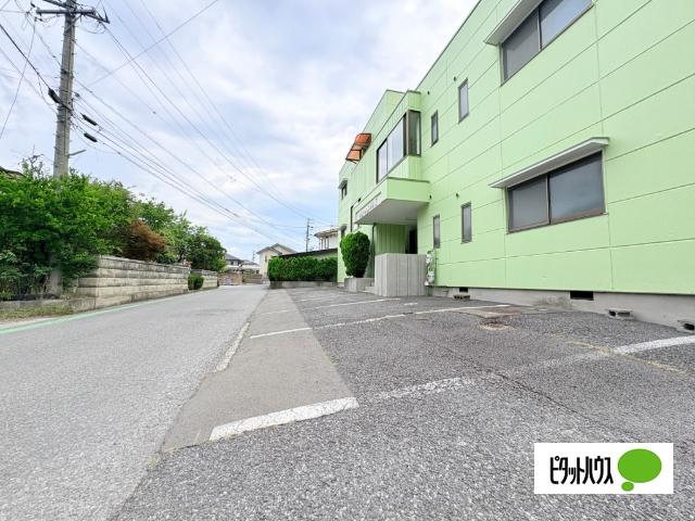 グリーンメゾンⅠ 駐車場