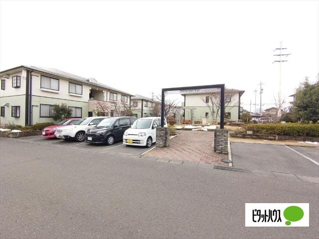 アメニティタウンＫ＆Ｋ　Ｃ棟 駐車場