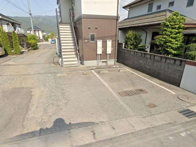 ディアス・ツインズＡ 駐車場