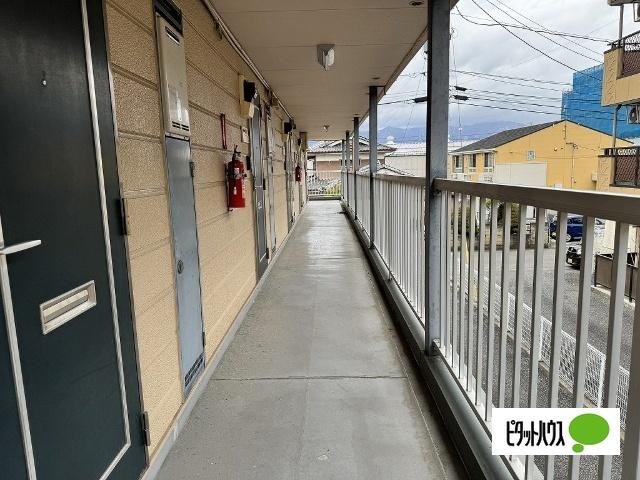 SurplusOneLightHouse牧野 エントランス