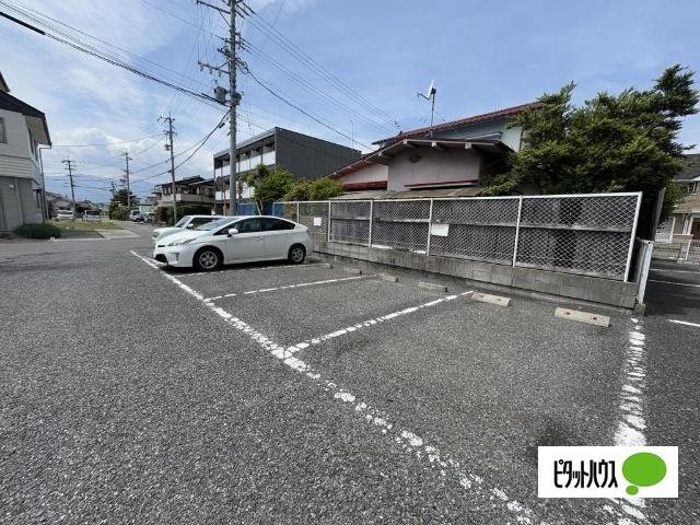 Limpiaスカイパーク早川 駐車場