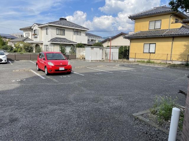 サン・シルク21 駐車場