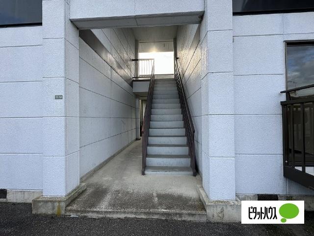 アルプスハイツⅡ エントランス