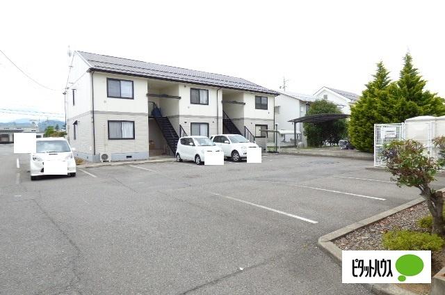 エル・プラド21 A 駐車場