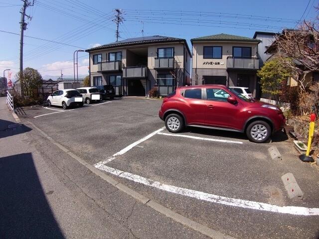 メゾンＫ 駐車場