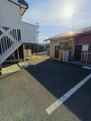 セジュール岡田ハイランズ　Ａ棟　 駐車場