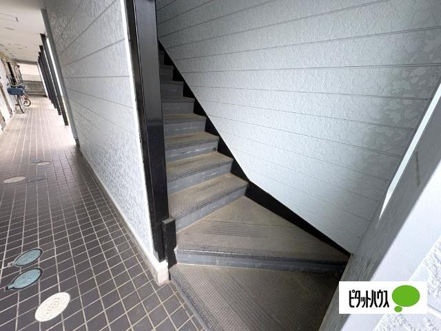 ロフトプラス エントランス