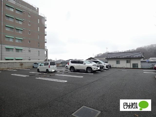 ベレオ西長野 駐車場