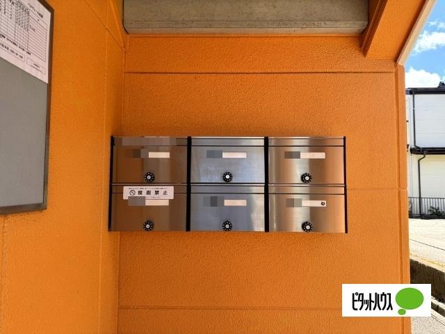 apartment 神明町３丁目