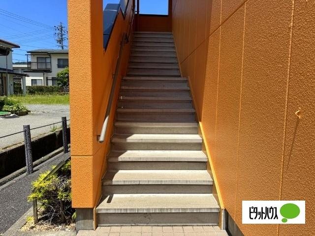 apartment 神明町３丁目