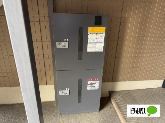 ヴィラ島立 エントランス