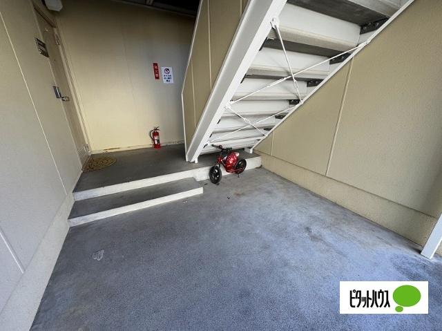 タウニー樹里Ｄ エントランス