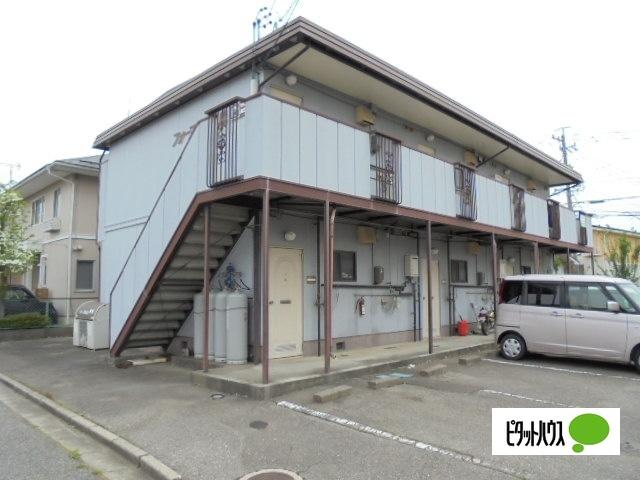 フォーブ広丘 駐車場