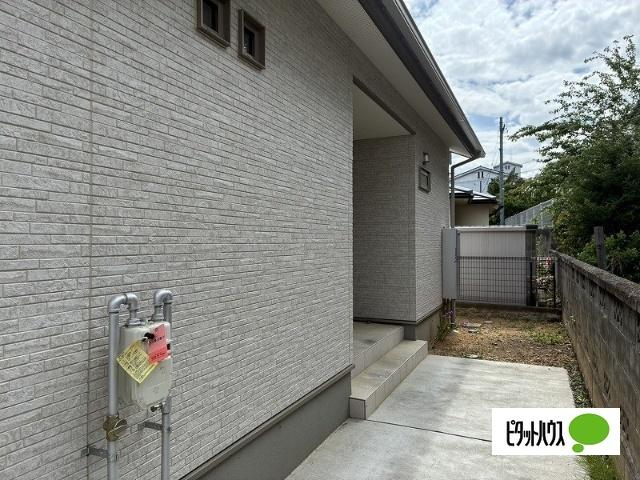 松本市蟻ケ崎一戸建 エントランス